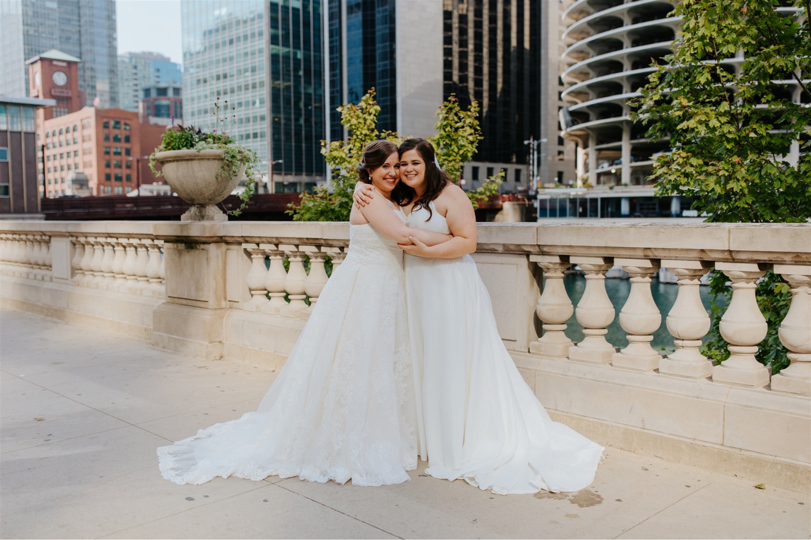 Bridal portraits in Downtown Chicago