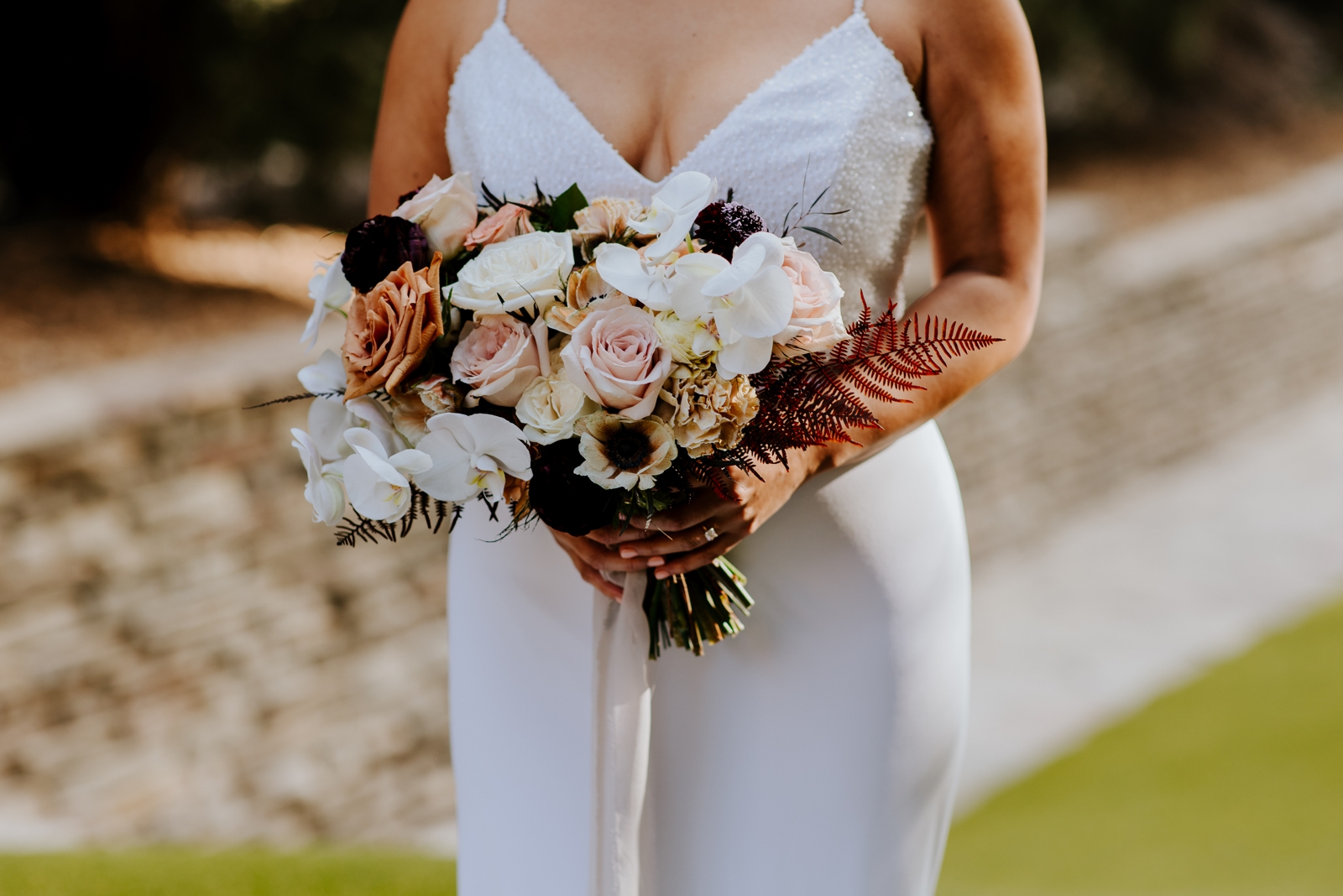 bridal bouquet; wedding floral design