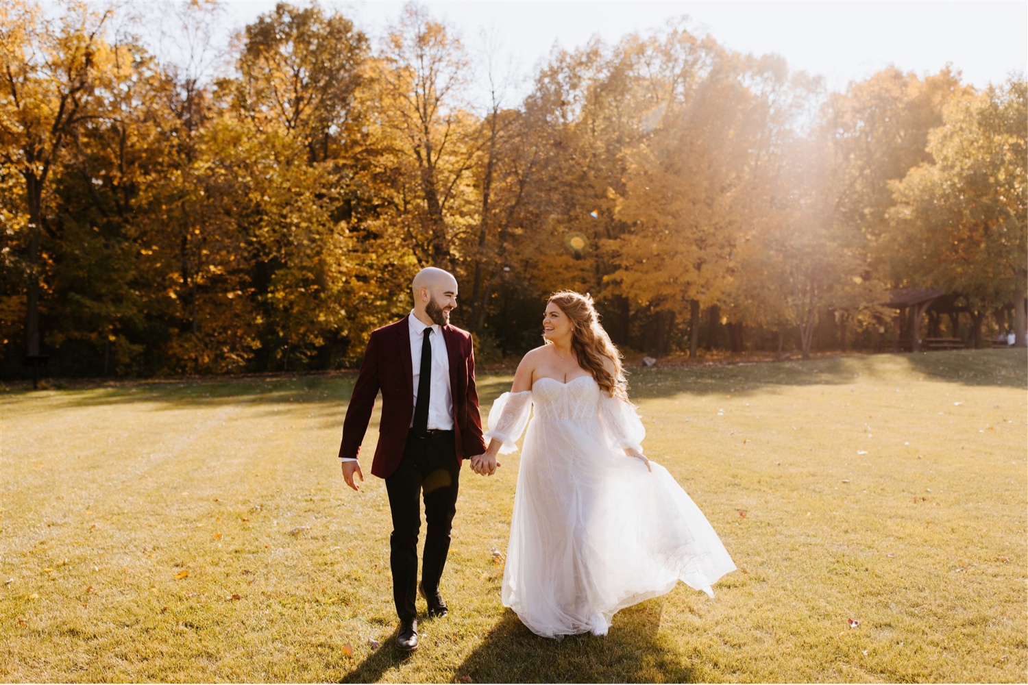 fall destination wedding editorial photography by Hanna Walkowaik